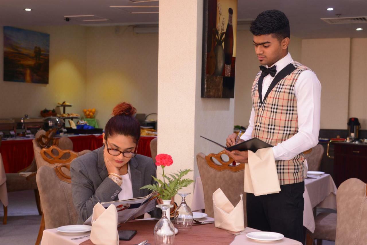 Juffair Gate Hotel Al-Manamah Bagian luar foto